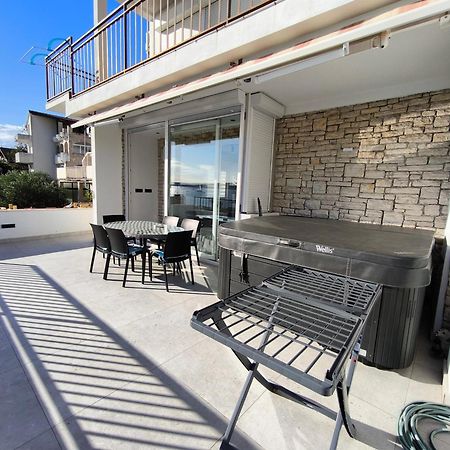 Astramaris Apartments Donji Okrug  외부 사진