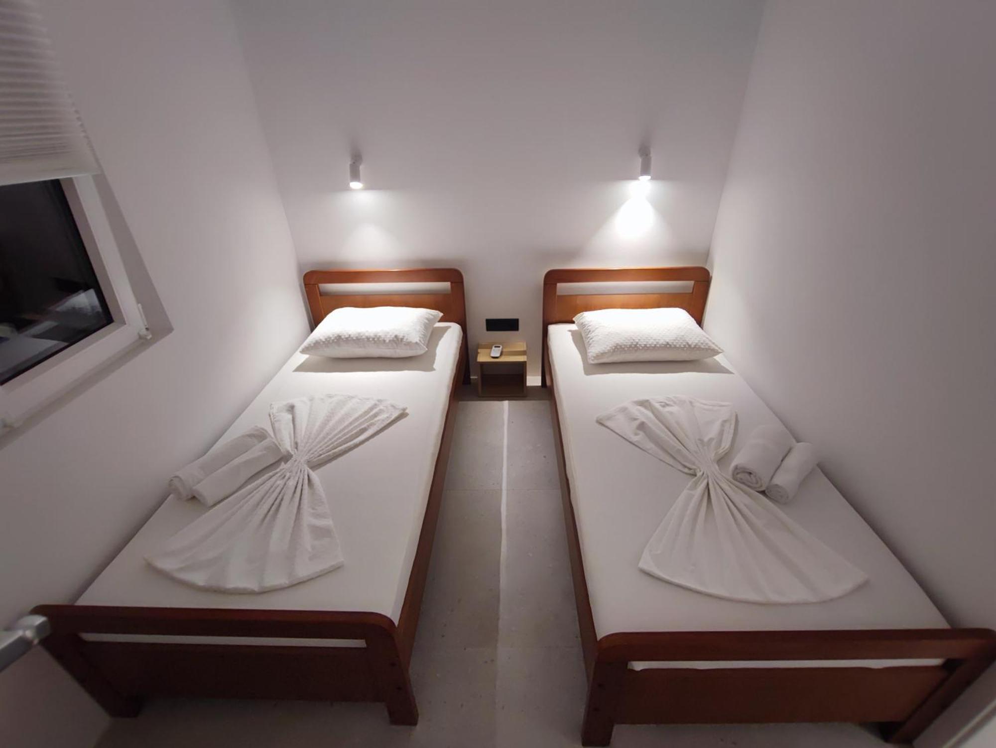 Astramaris Apartments Donji Okrug  외부 사진