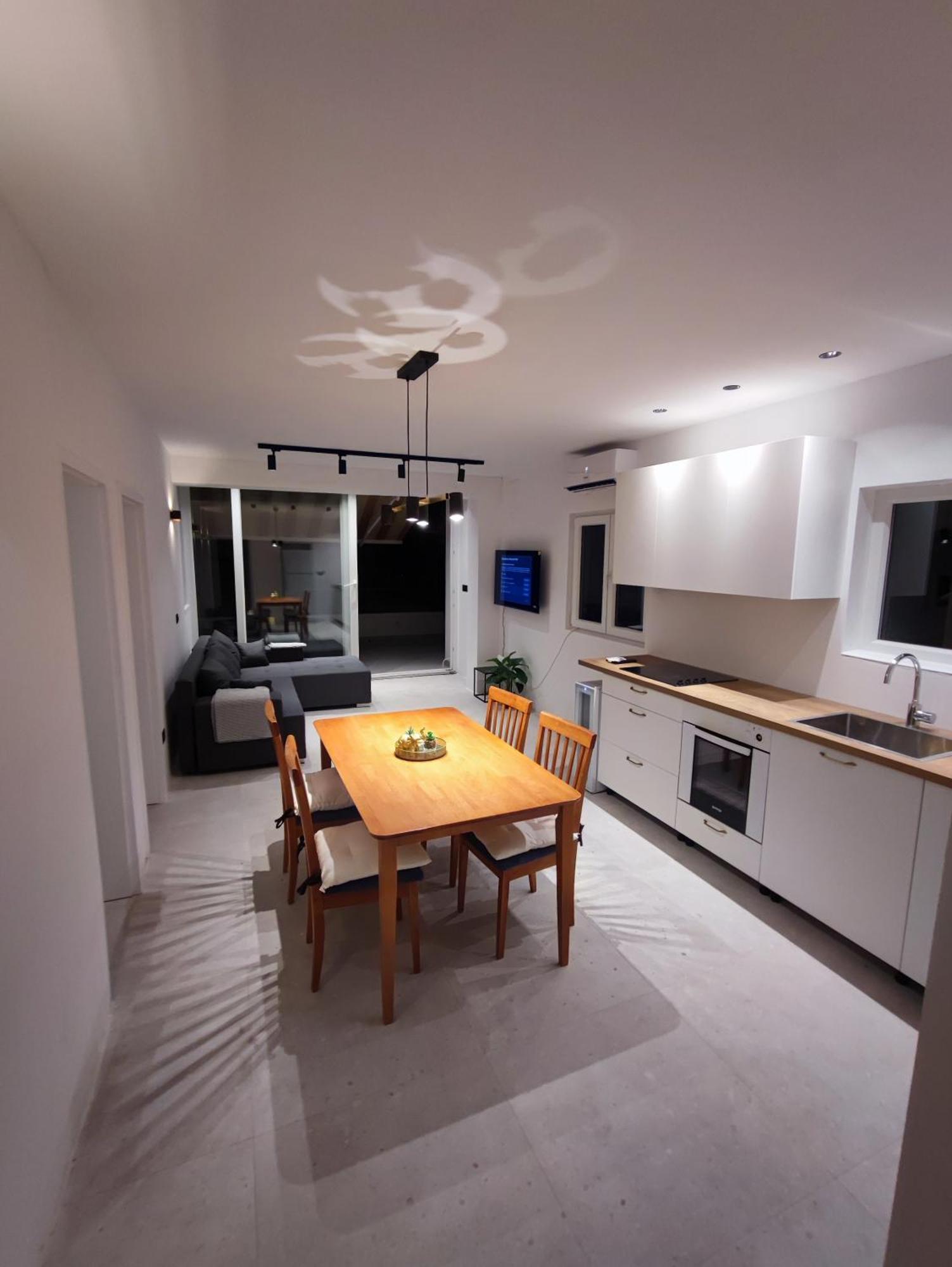 Astramaris Apartments Donji Okrug  외부 사진